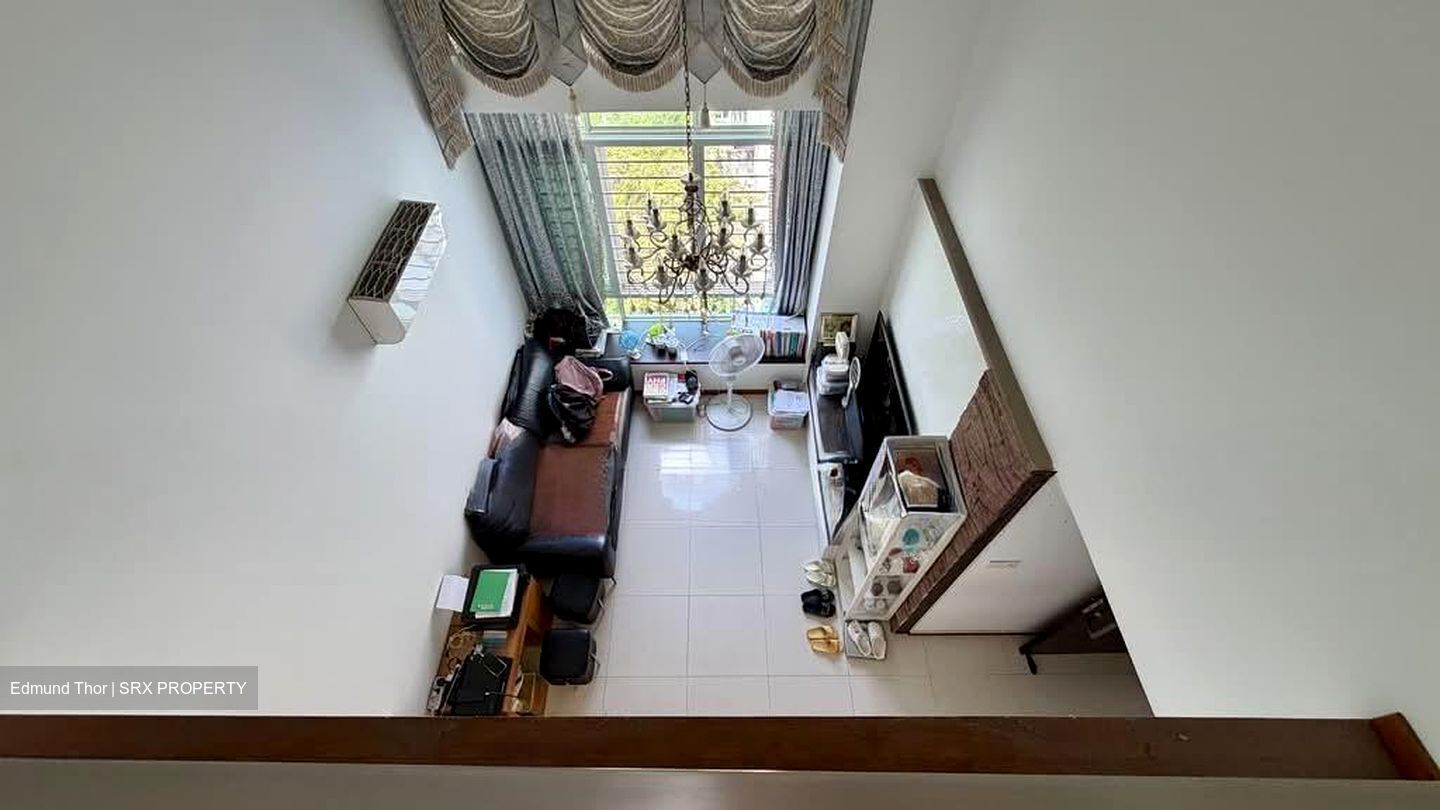 Le Reve (D14), Condominium #560091081